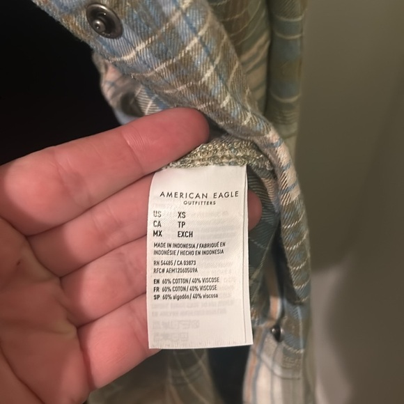 NWT American Eagle button down XS - Picture 6 of 8